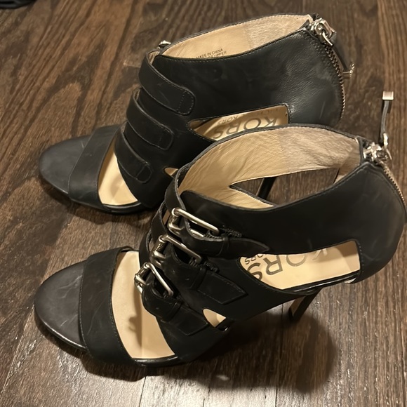 Michael Kors Black High heels - Picture 2 of 5